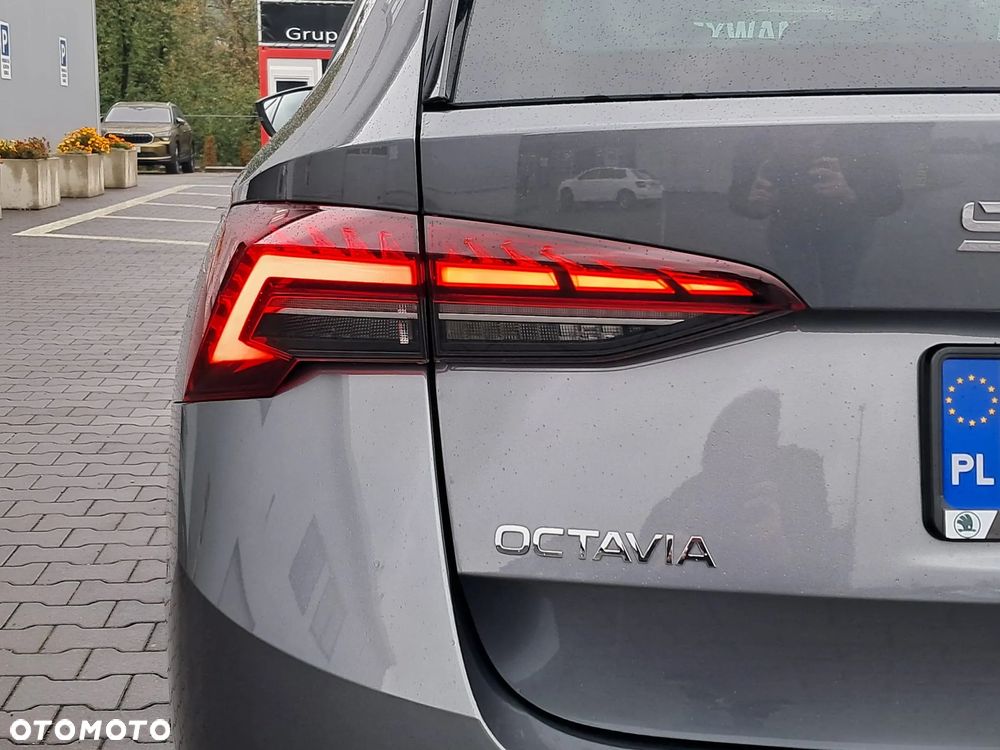 Skoda Octavia 1.5 TSI mHEV Selection DSG - 33