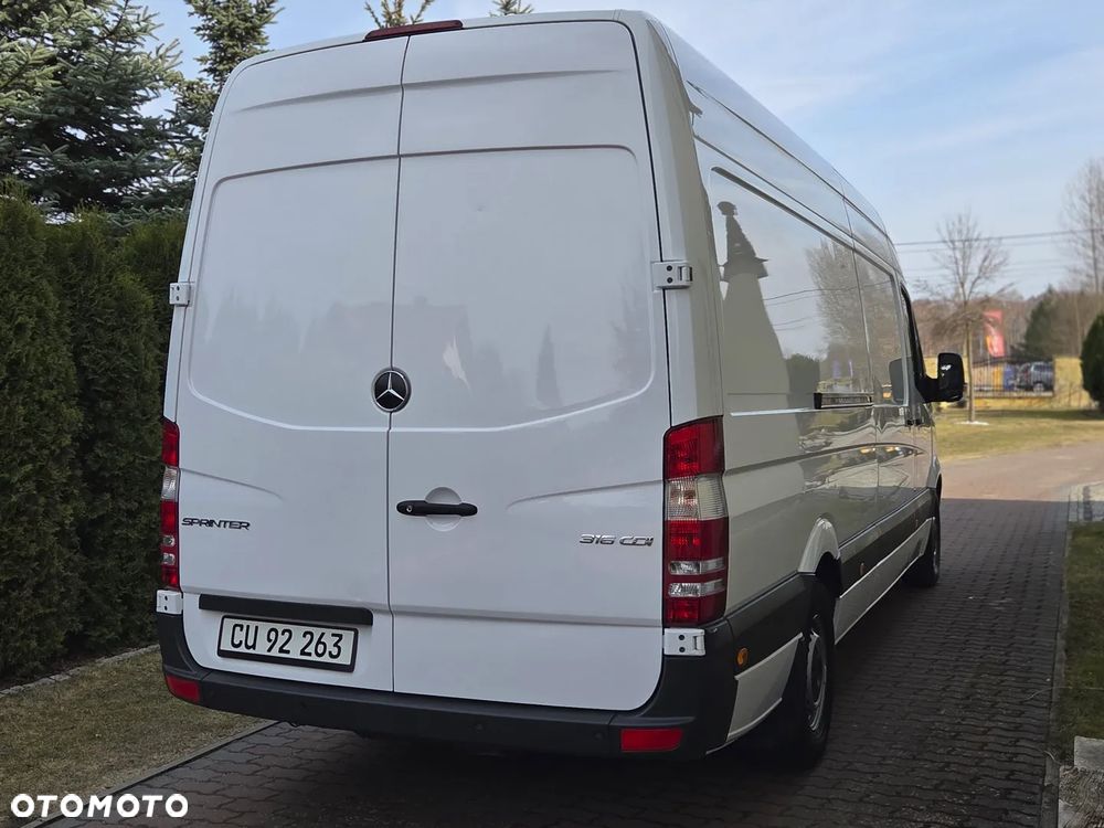 Mercedes-Benz Sprinter - 6