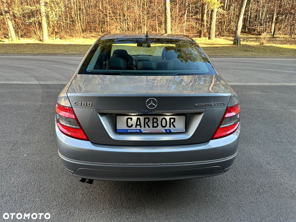 Mercedes-Benz Klasa C 180 Kompressor Automatik BlueEFFICIENCY - 17