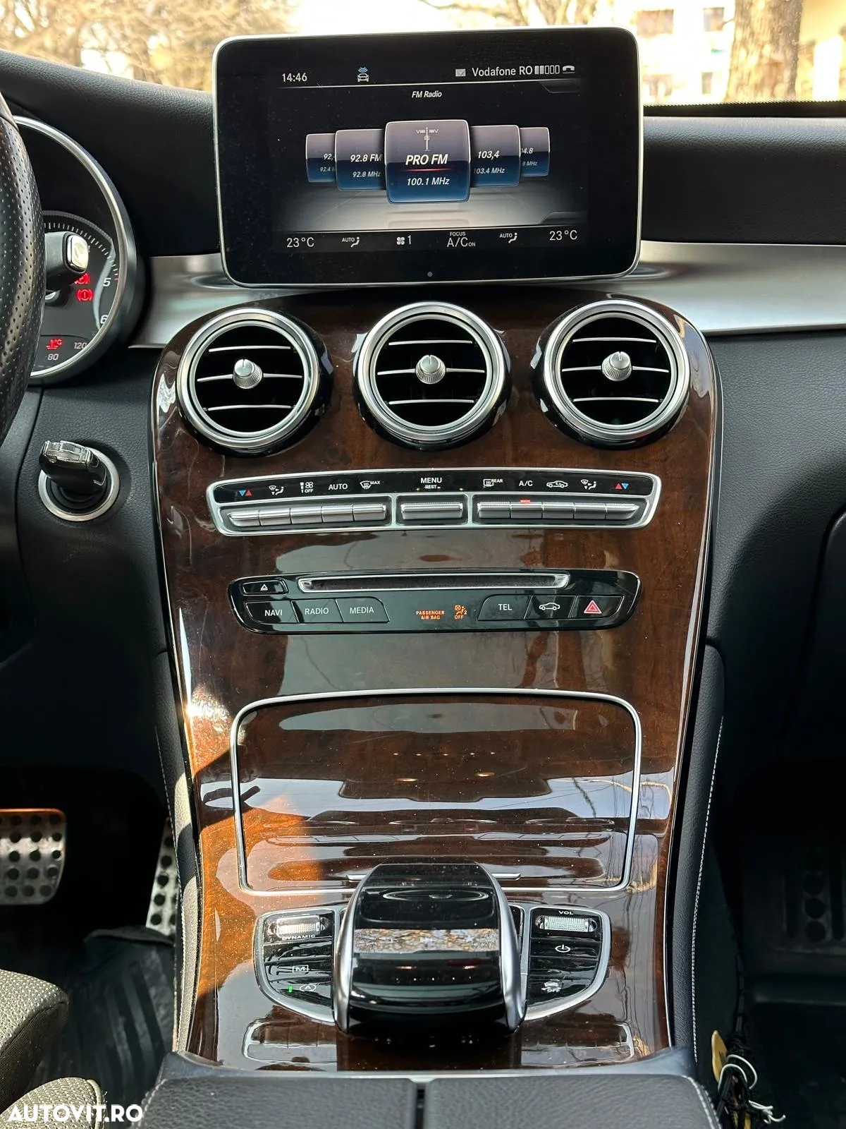Mercedes-Benz GLC 250 d 4Matic 9G-TRONIC AMG Line - 9