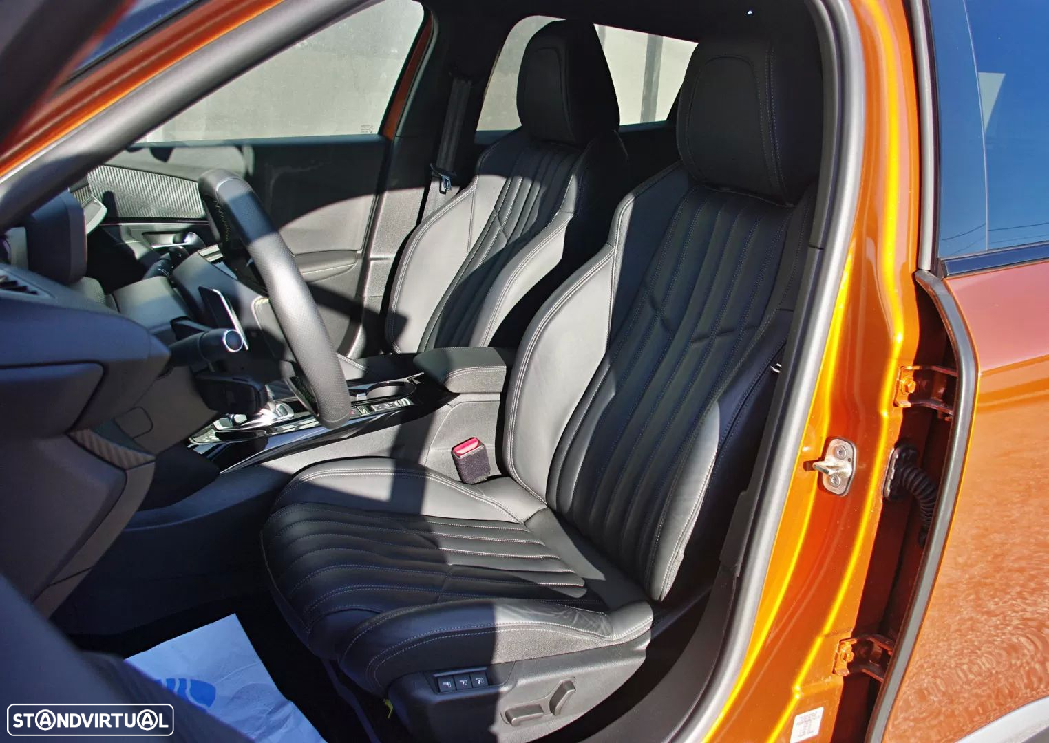 Peugeot 2008 1.2 PureTech GT Line EAT8 - 14