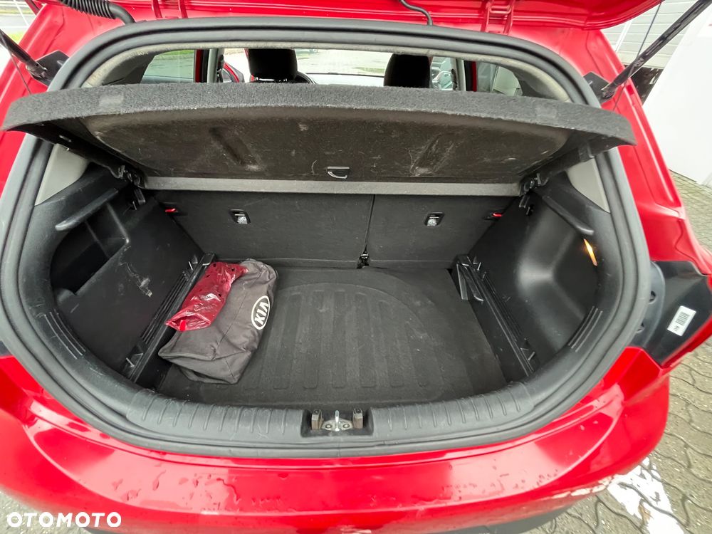 Kia Rio 1.2 Business Line - 21