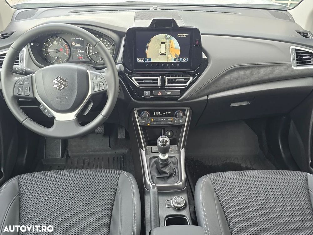 Suzuki S-Cross - 12