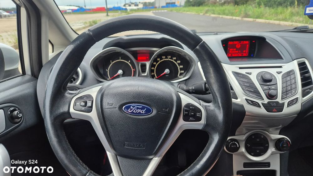 Ford Fiesta 1.6 TDCi ECOneticTitanium ASS - 10