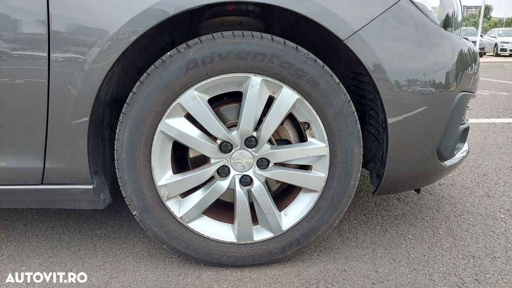 Peugeot 308 - 17