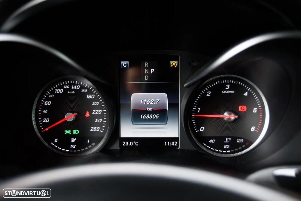 Mercedes-Benz GLC 250 d 4-Matic - 30