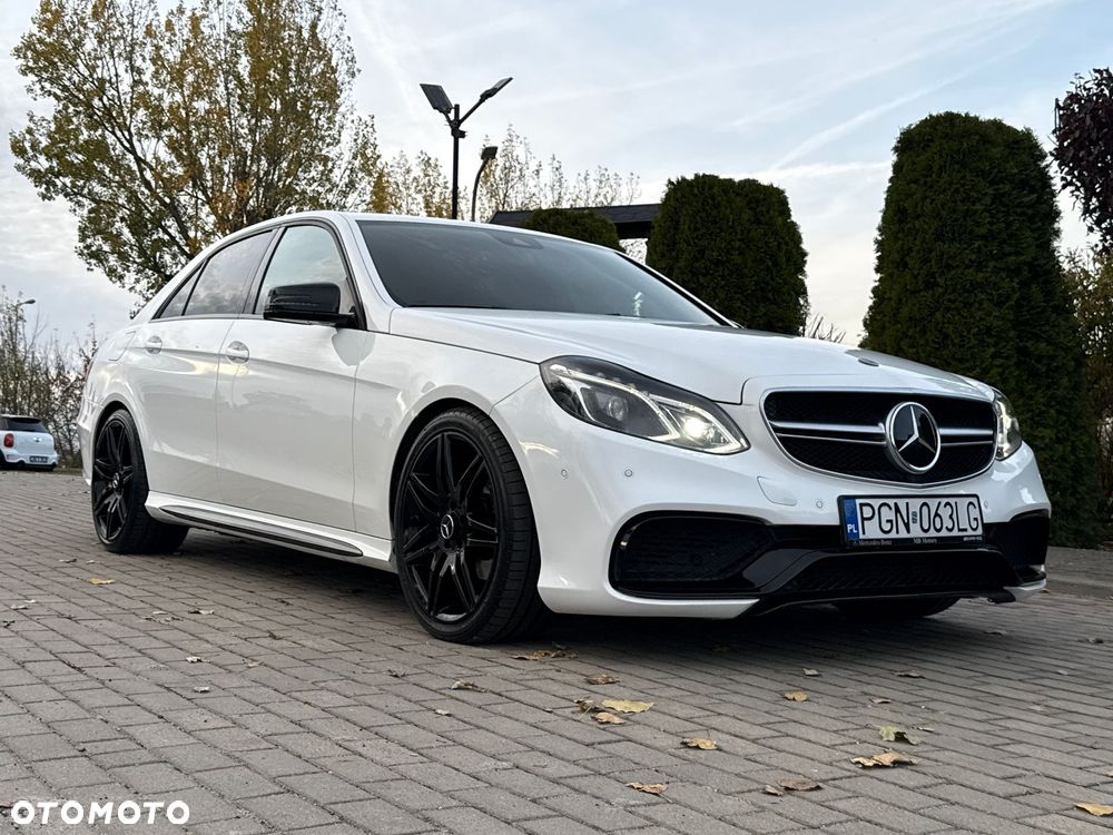 Mercedes-Benz Klasa E - 9