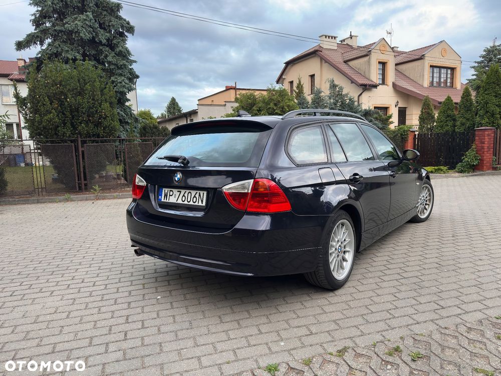 BMW Seria 3 320d - 3