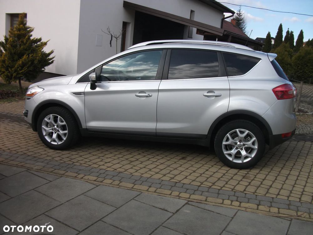 Ford Kuga - 4