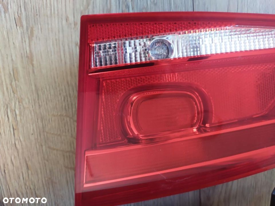 VW PASSAT B7 KOMBI LAMPA TYL PRAWA W KLAPĘ - 3