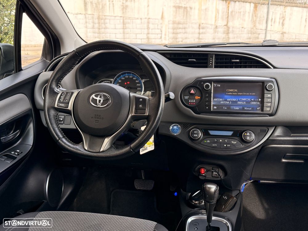 Toyota Yaris 1.5 HSD Active - 13
