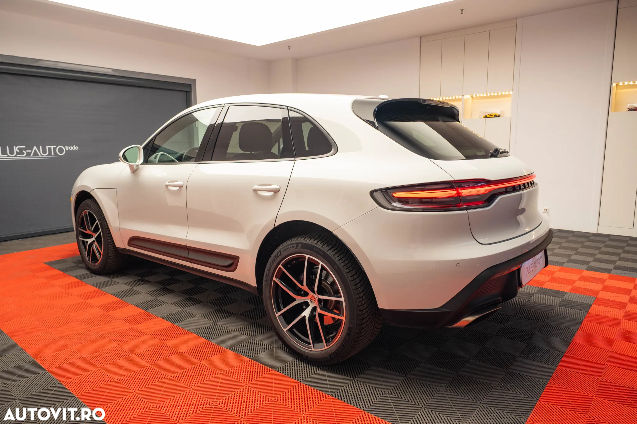 Porsche Macan - 5