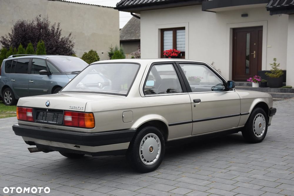 BMW Seria 3 - 6