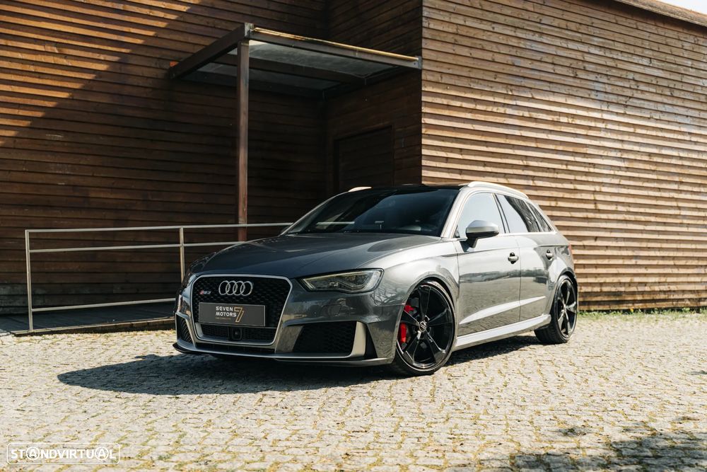 Audi RS3 Sportback 2.5 TFSI quattro S tronic - 1