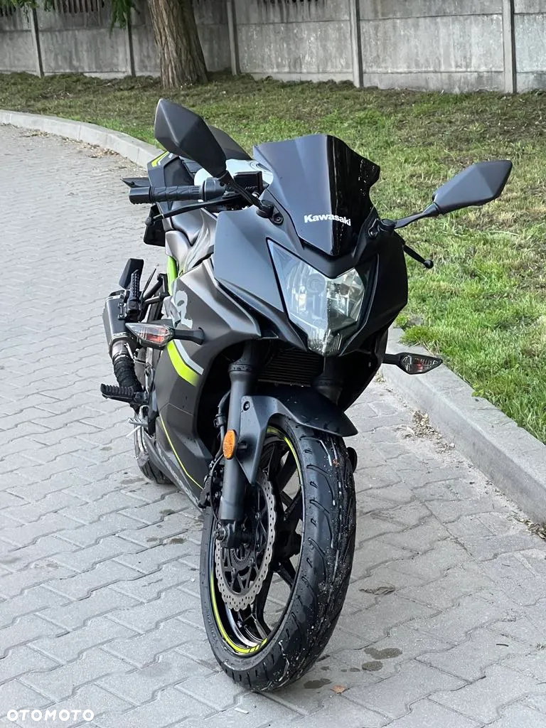 Kawasaki Ninja - 5