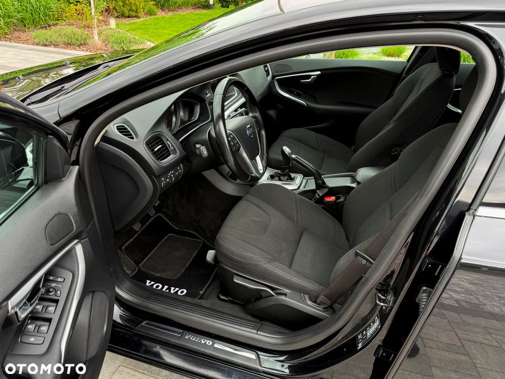 Volvo V40 T3 - 9