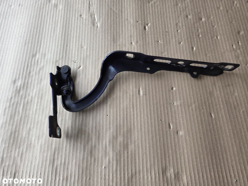 Zawias maski lewy Peugeot 208 KUC - 3