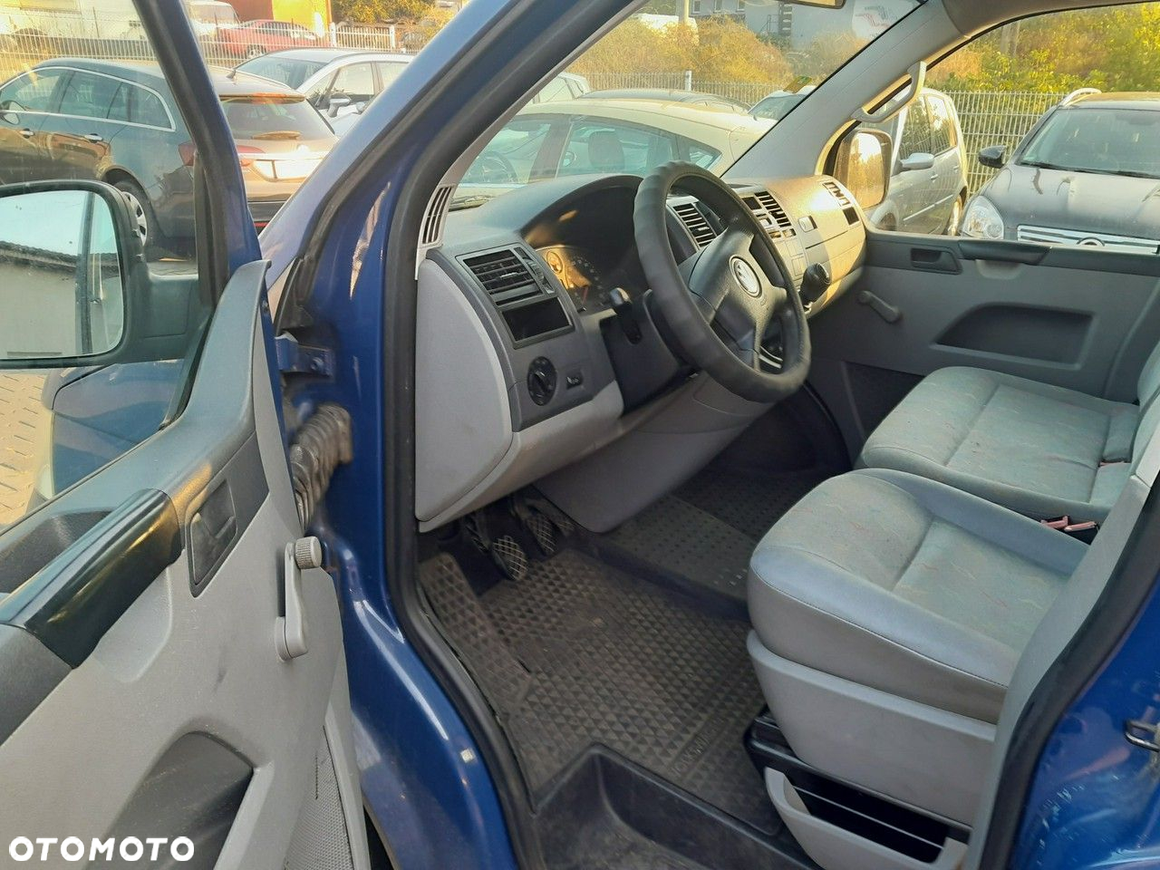 Volkswagen Transporter - 9