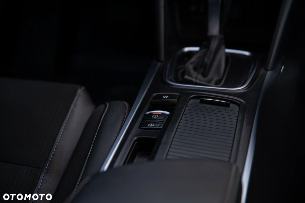 Renault Megane 1.3 TCe FAP Techno EDC - 19