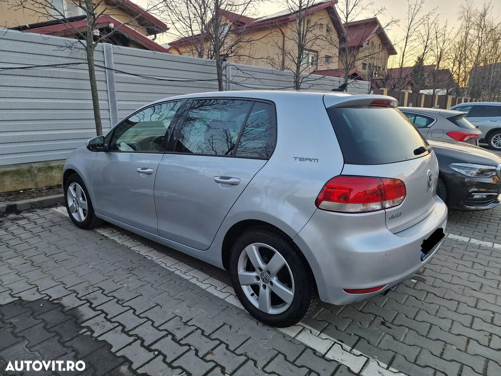 VOLKSWAGEN Golf 2011 — imagine 5