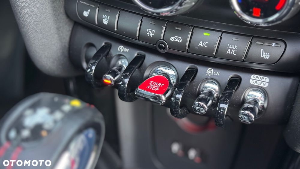 MINI Cooper S Sport-Aut - 32