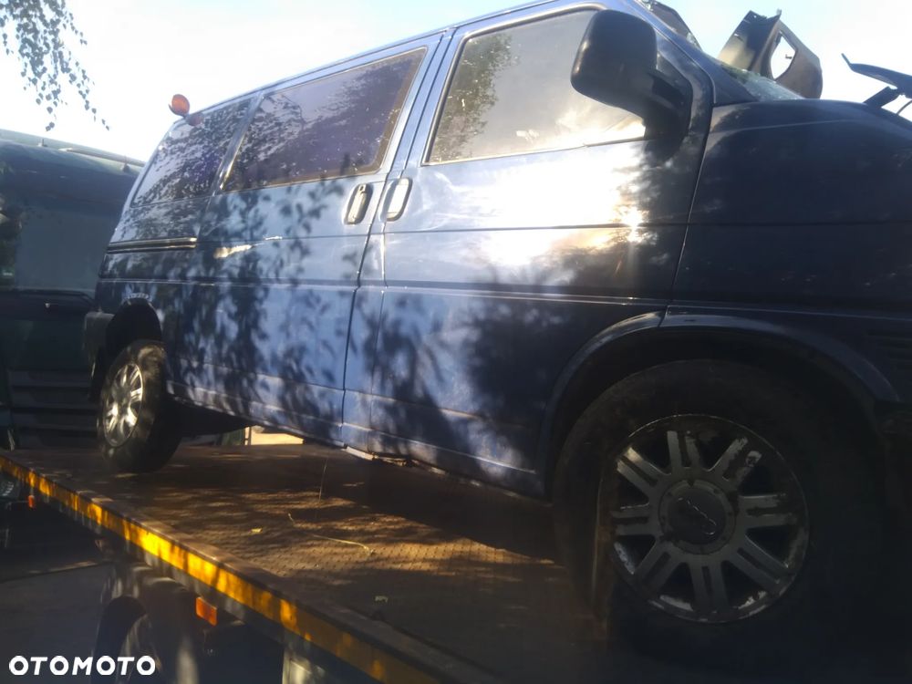Volkswagen Transporter silnik 2.5L TDI - 1