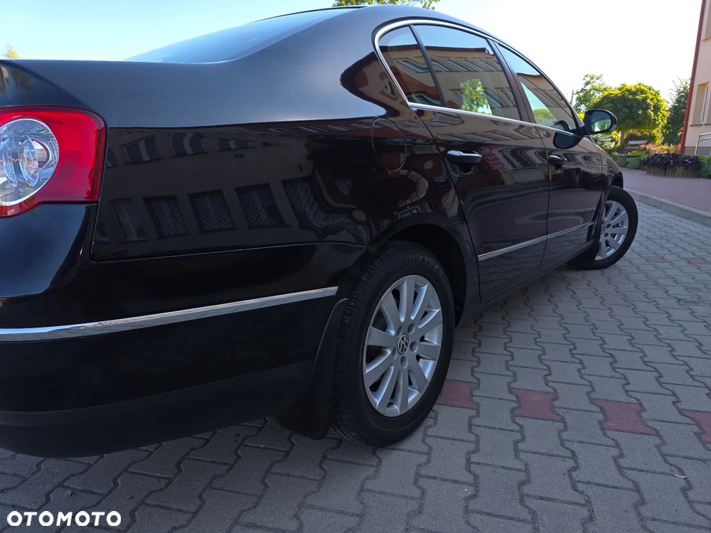 Volkswagen Passat 2.0 TDI Comfortline - 7