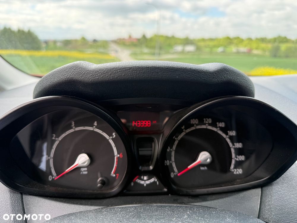 Ford Fiesta 1.25 Trend Edition - 9
