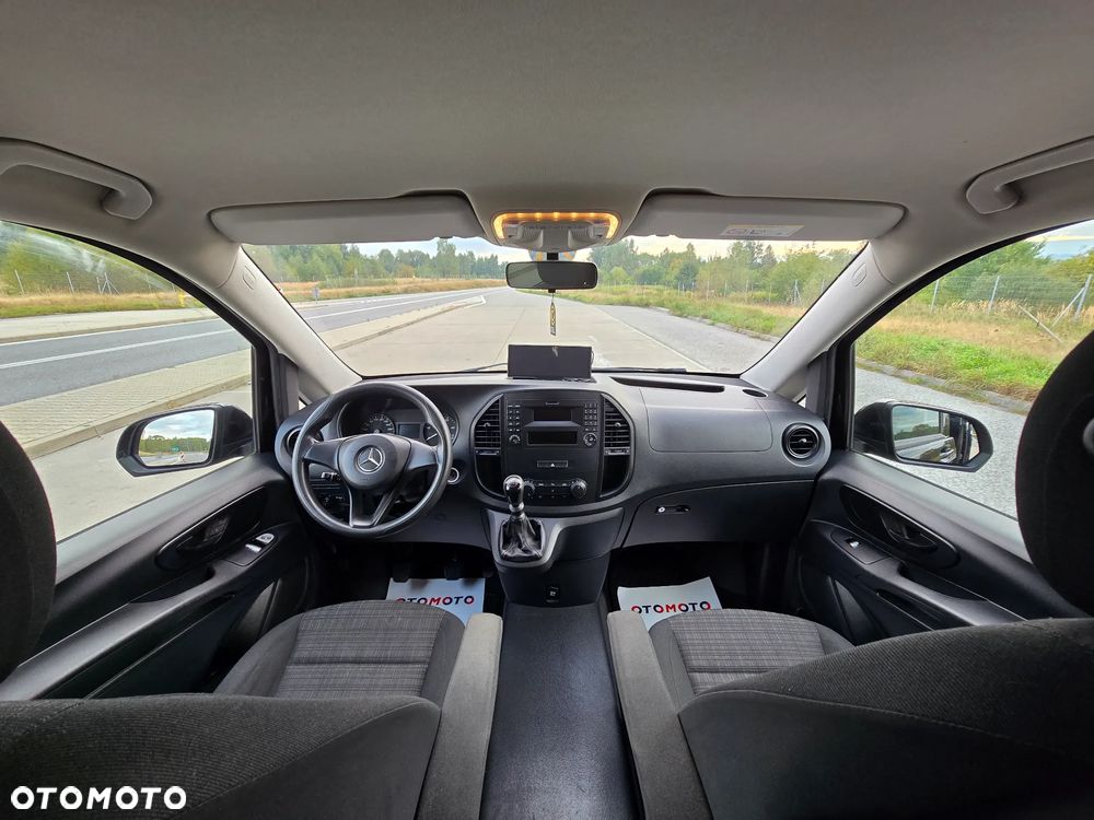 Mercedes-Benz Vito - 21