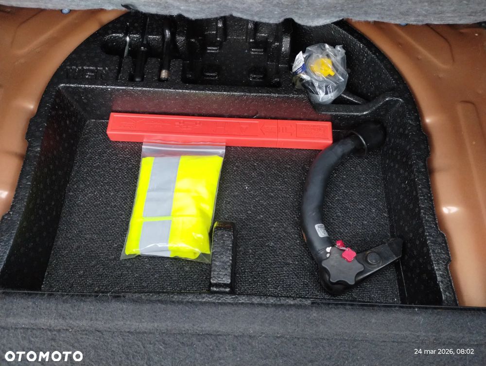 Hyundai i30 blue Kombi 1.6 GDi Trend - 19