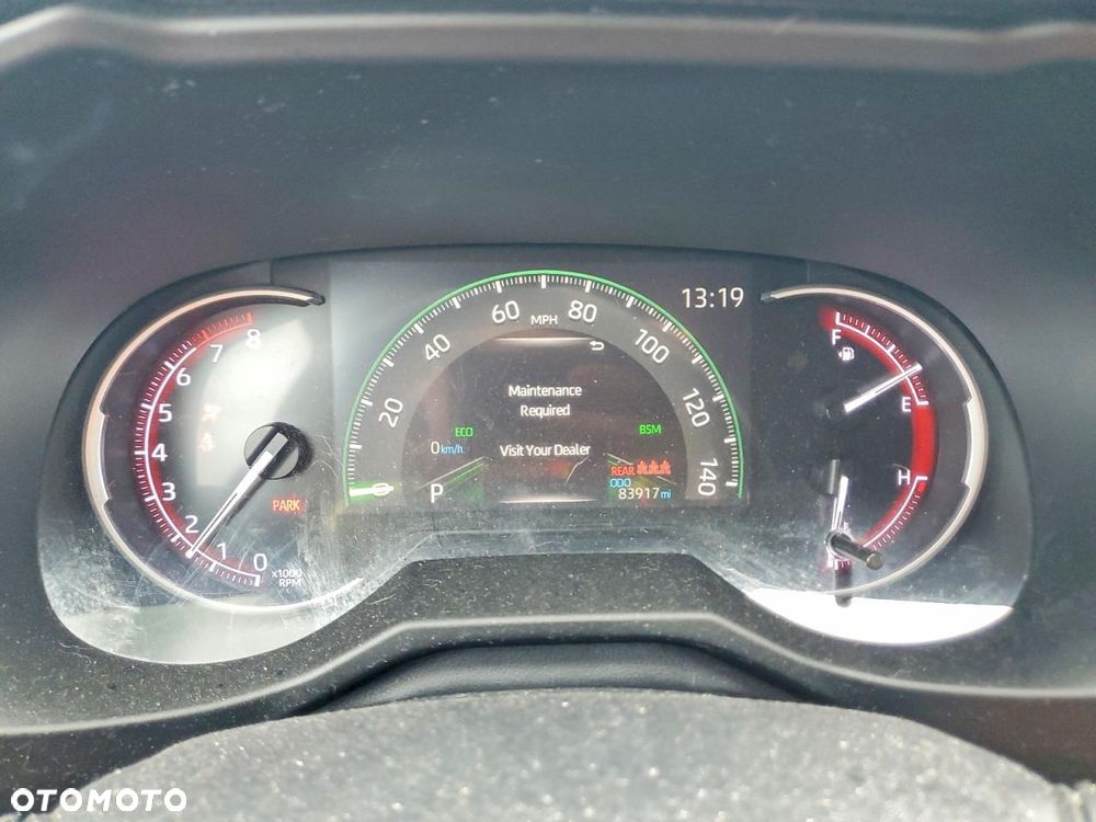 Toyota RAV4 - 10