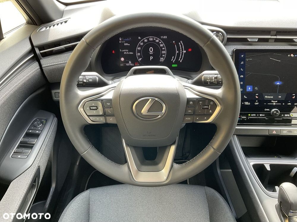 Lexus LBX 1.5 Hybrid - 21