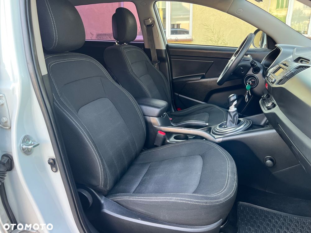 Kia Sportage 1.6 GDI L 2WD - 19