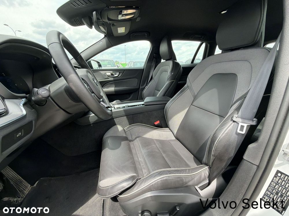 Volvo V60 - 11