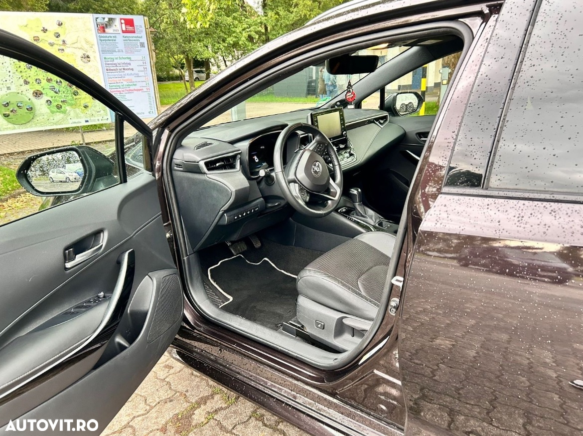 Toyota Corolla 2.0 Hybrid Touring Sports Lounge - 4