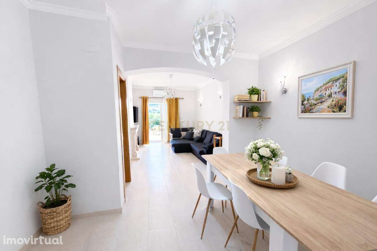 Luxuosa Moradia T2+1 - Excelente Localização - Grande imagem: 4/25