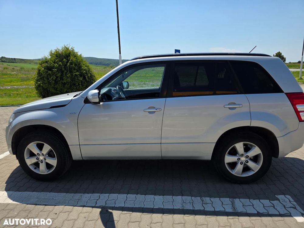 Suzuki Grand Vitara 1.9 DDIS JLX-EL - 2