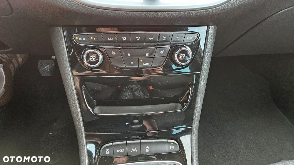 Opel Astra 1.4 Turbo Start/Stop Innovation - 13