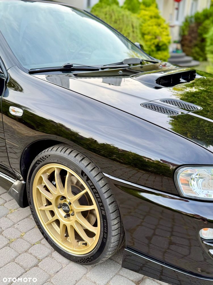 Subaru Impreza 2.0 GT - 21