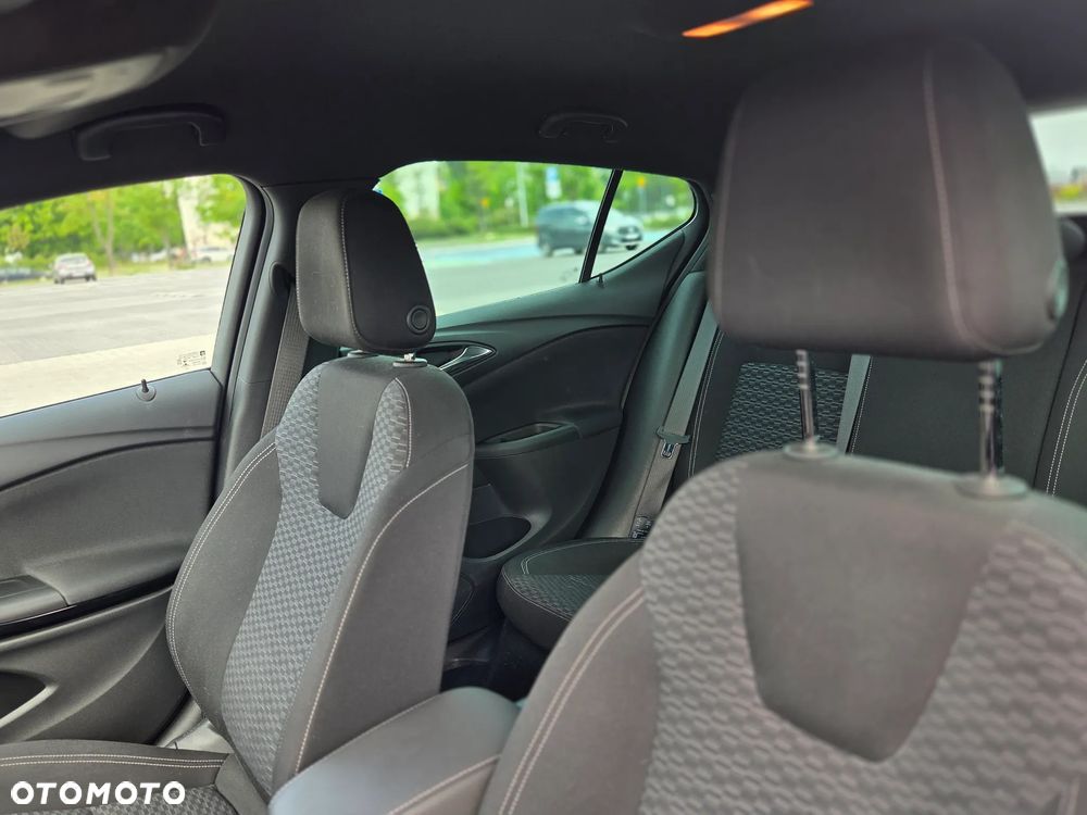 Opel Astra 1.4 T GPF Dynamic S&S - 21