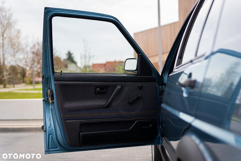 Volkswagen Golf - 12