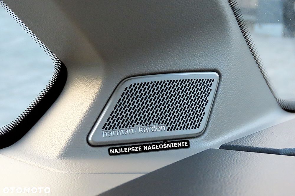 Volkswagen Multivan - 28