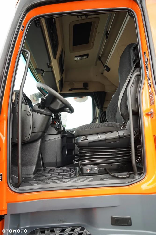 Mercedes-Benz ACTROS 1848 / PEŁNY ADR / SALONKA / STREAM SPACE - 24