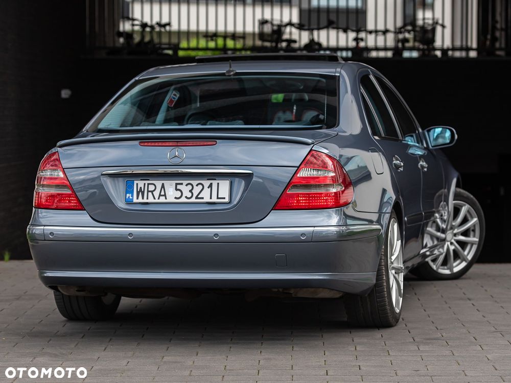 Mercedes-Benz Klasa E 500 Avantgarde - 10