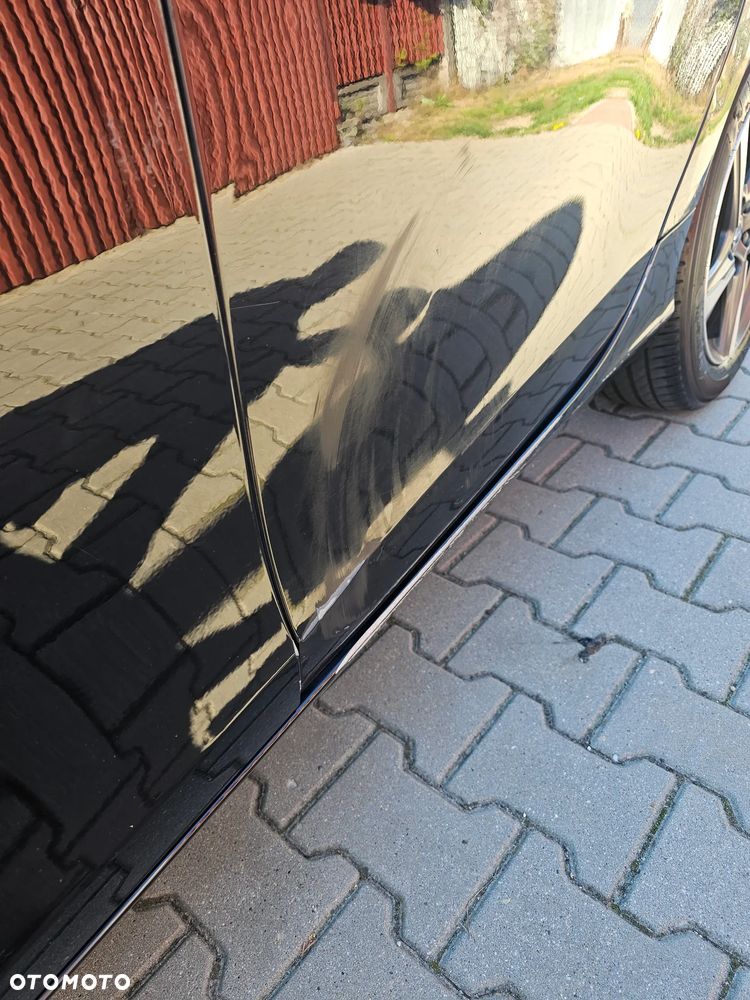 Volvo V40 D2 Drive-E R-Design Momentum - 22