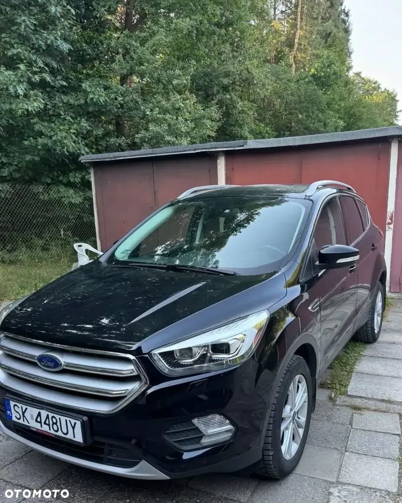 Ford Kuga 1.5 TDCi 2x4 Business Edition - 3