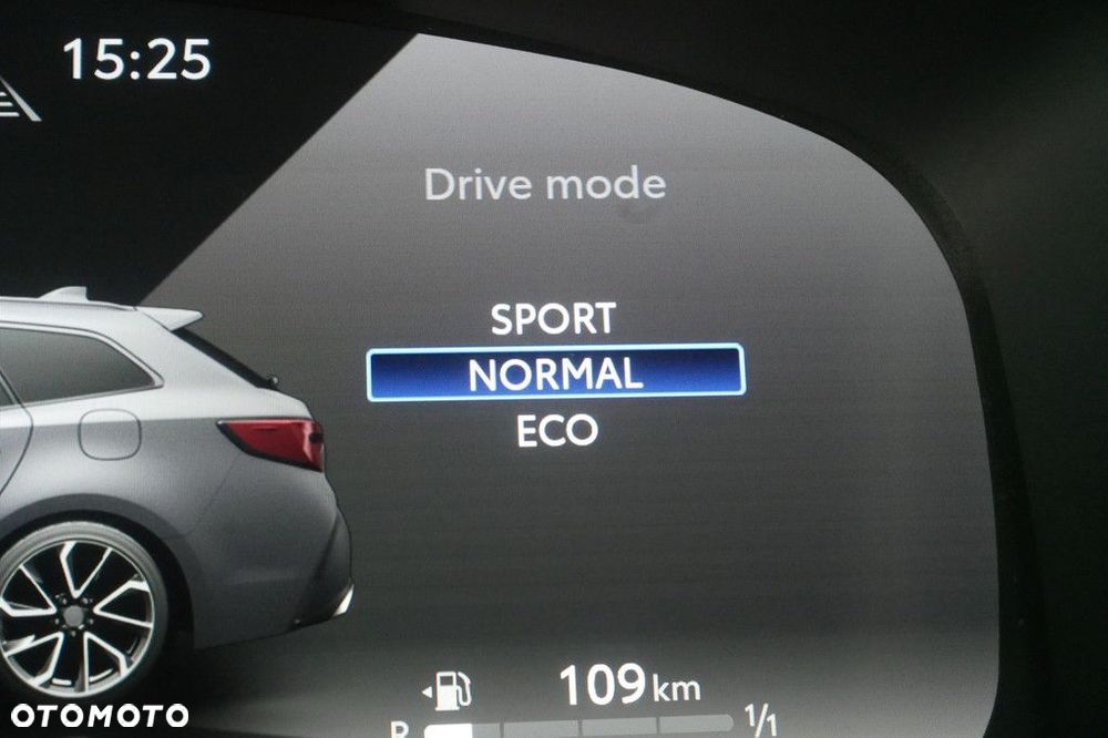 Toyota Corolla 1.8 Hybrid Comfort - 22