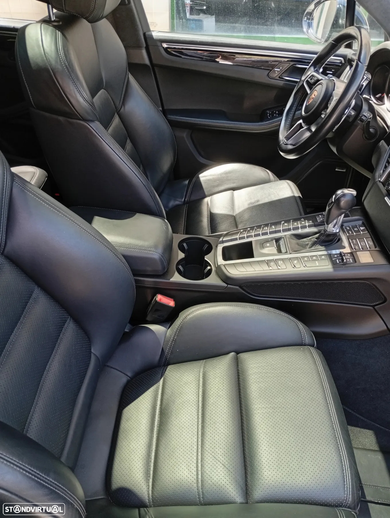Porsche Macan Turbo - 5