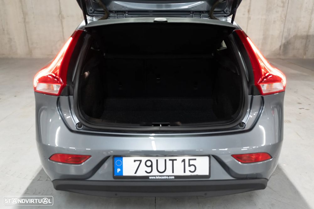 Volvo V40 2.0 D2 Kinetic Geartronic - 9