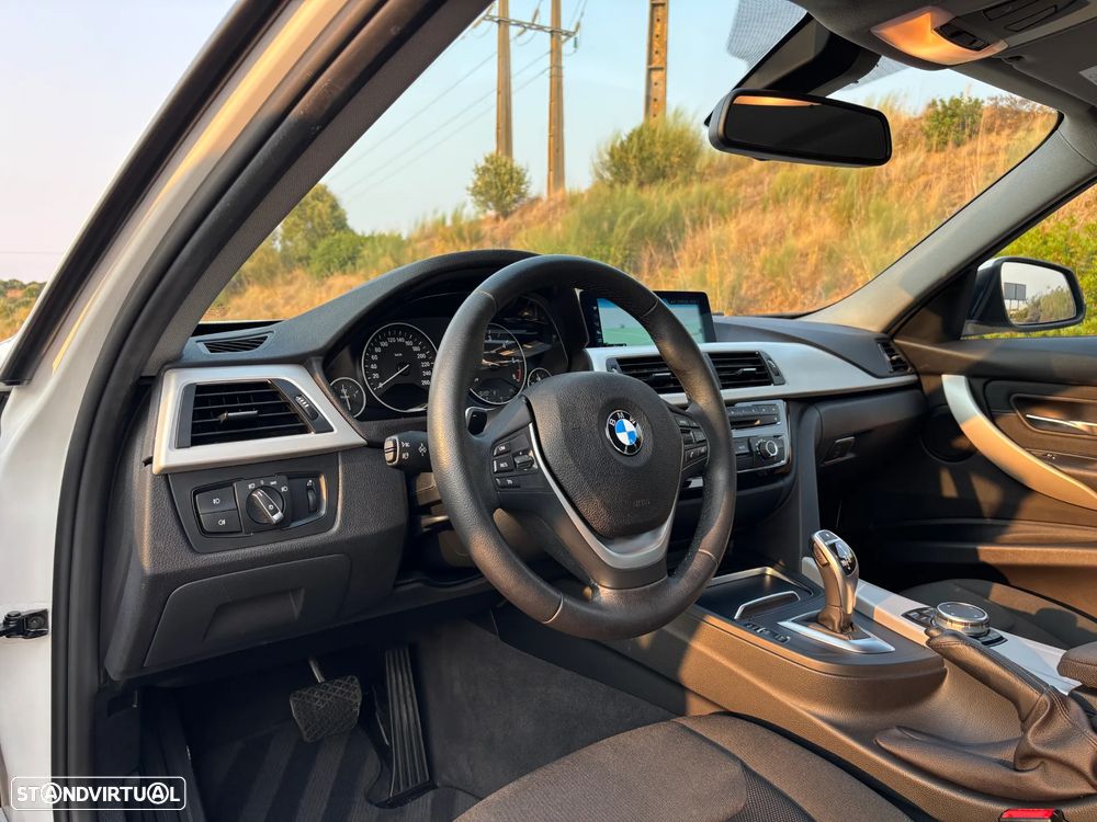 BMW 320 d Aut. Advantage - 12